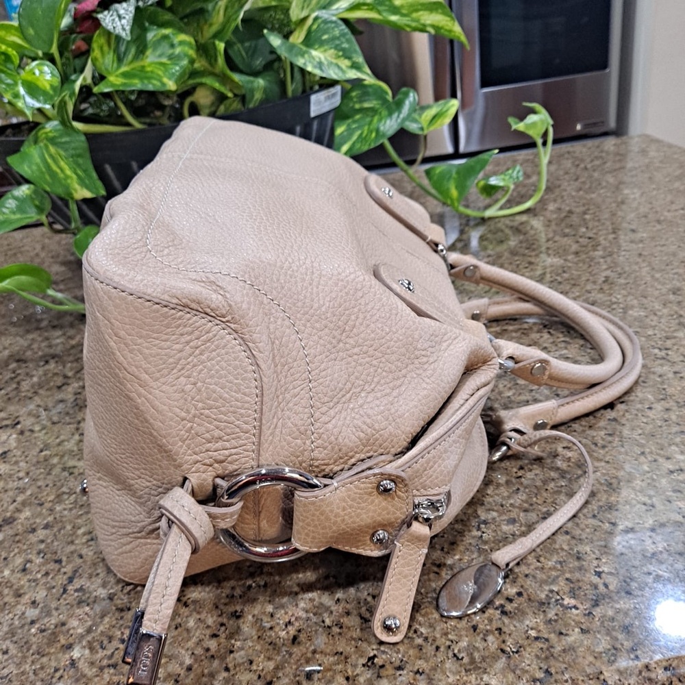 Tod's Tan Leather Satchel - Picture 9 of 11